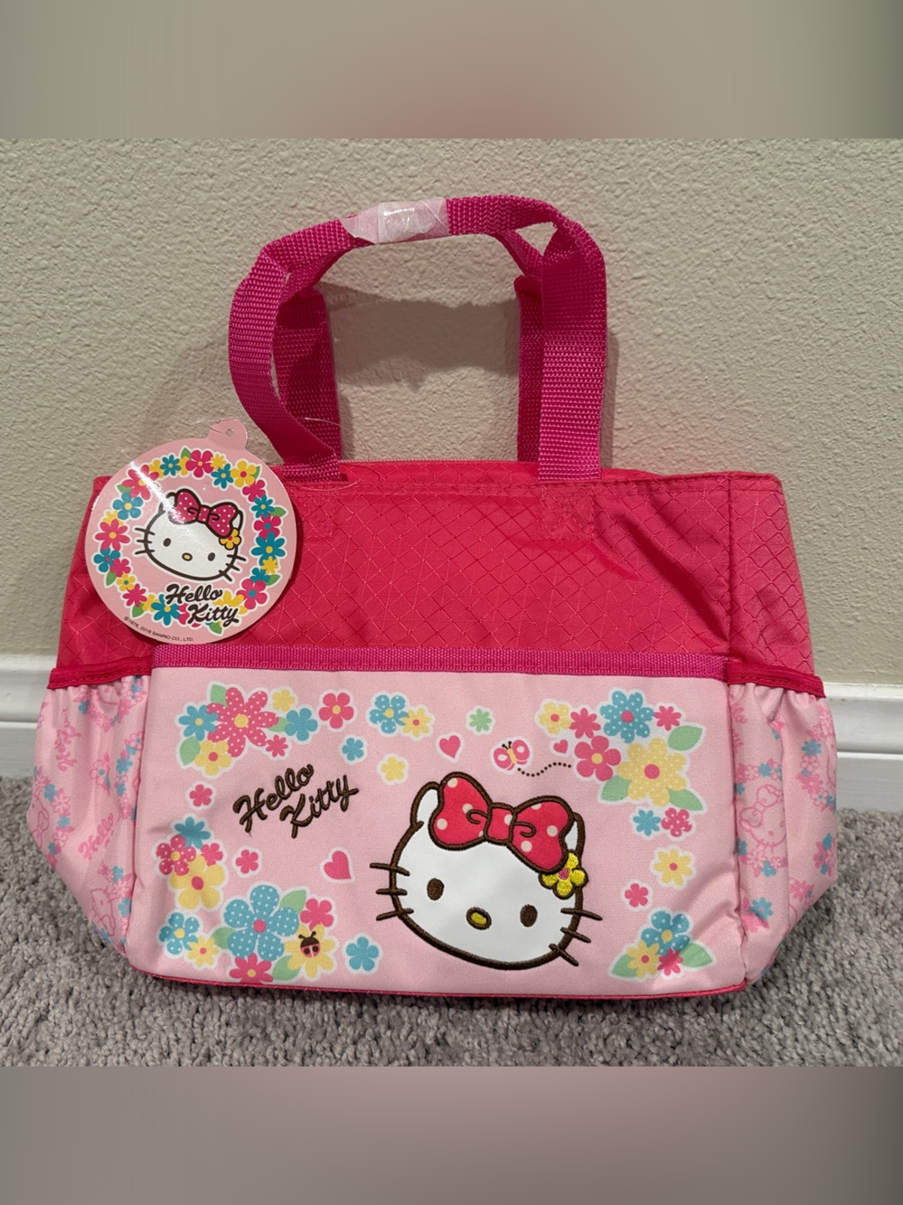 Brand New! Authentic and RARE! Hello Kitty Pink Floral Kids Lunch Bag Tote